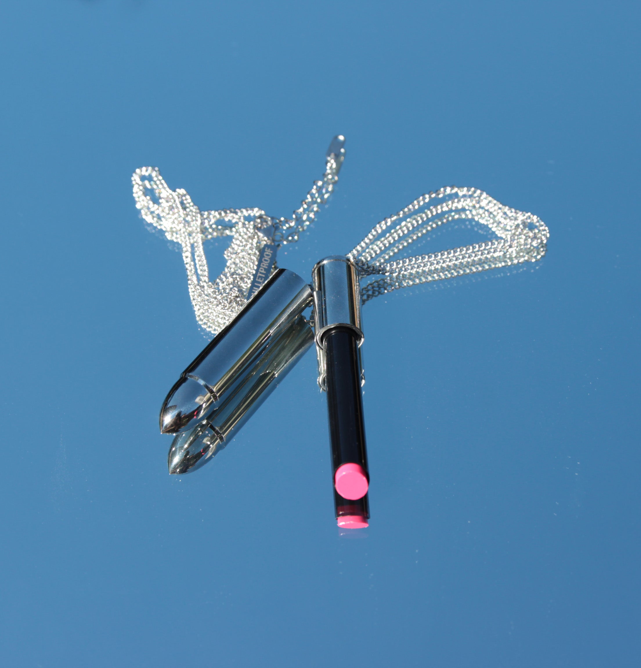 PinkLipstickOnMirror.jpg